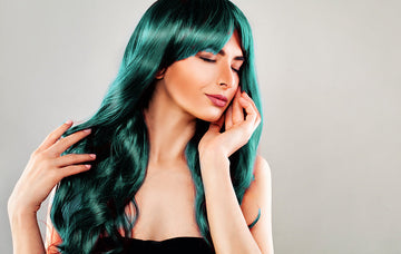 Get Bleach-Free And Long-Lasting Turquoise Hair | Cosmetize