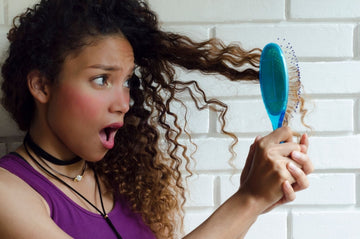 5 Best Ways to Take The Frizz Out of Synthetic Wigs
