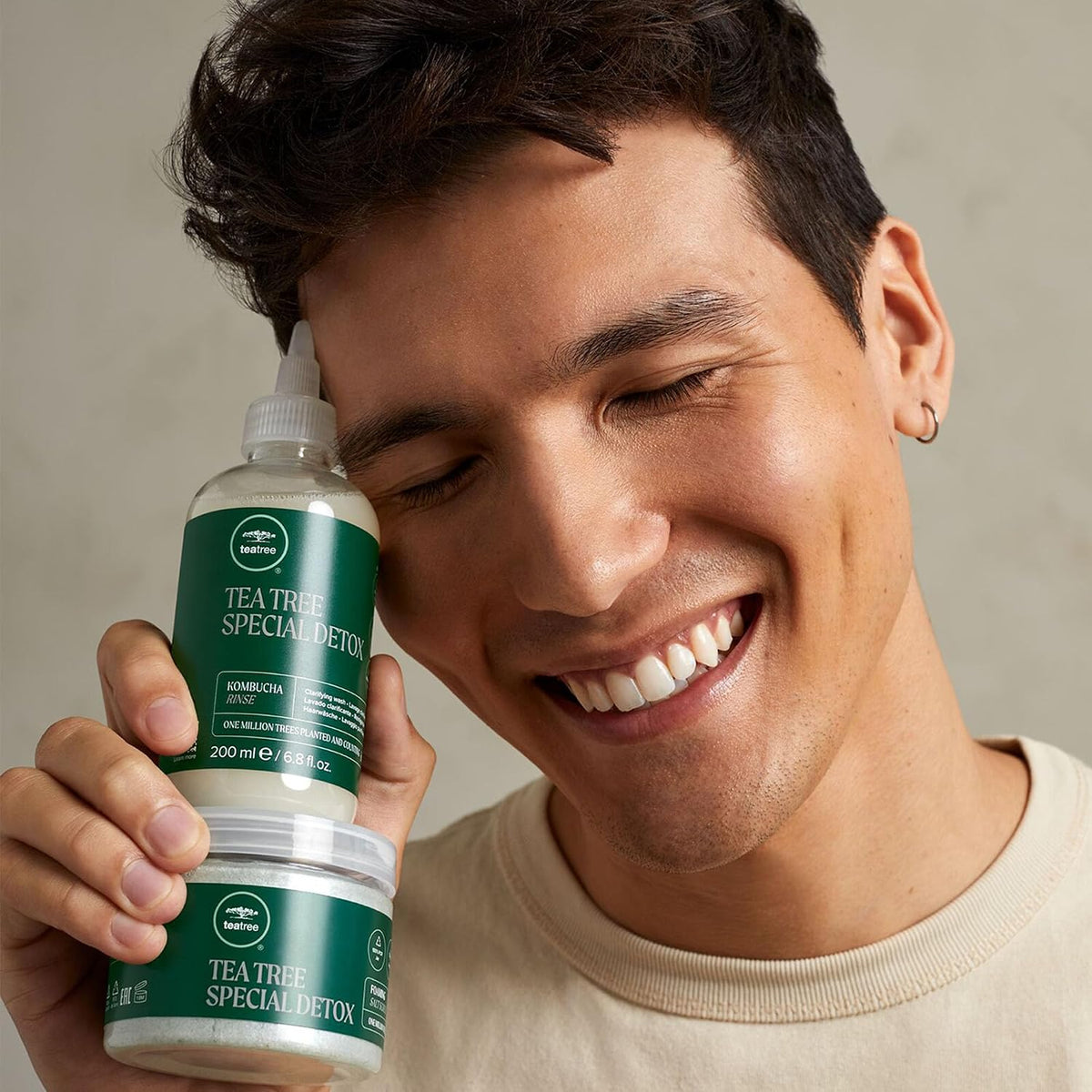 Paul Mitchell Tea Tree Special Detox Foaming Salt Scrub