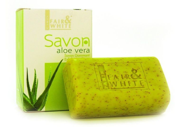 Fair & White Original Aloe Vera Savon Gommant Exfoliating Soap