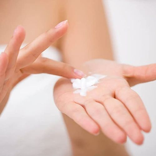 Fair & White Lait Aha 2 Whitening & Moisturizing Body Lotion